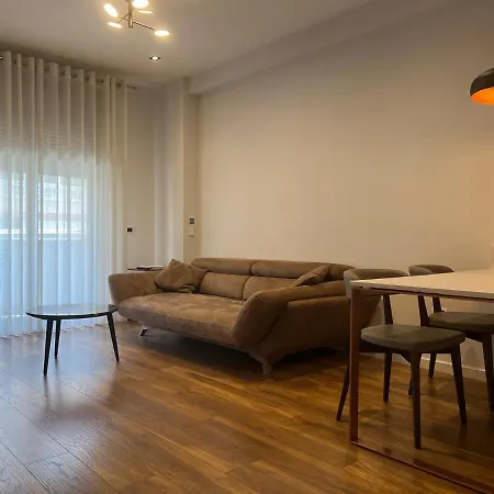 Apartament Skanderbeg 3 *