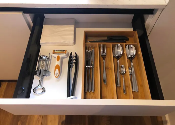 Skanderbeg 3 * 地拉那